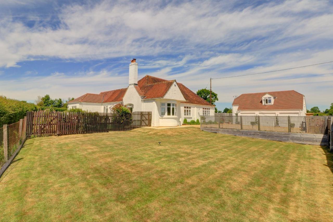 Villa The Little Paddock Malmesbury Esterno foto
